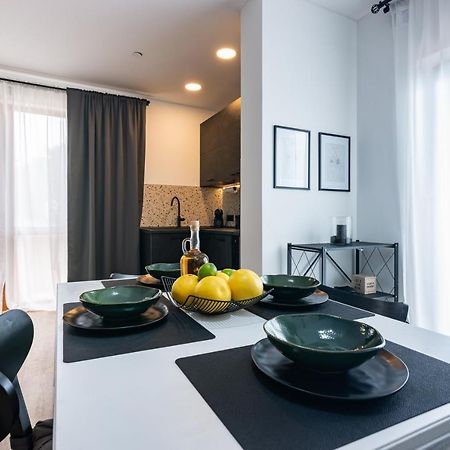 רייקה Apartman Laura מראה חיצוני תמונה